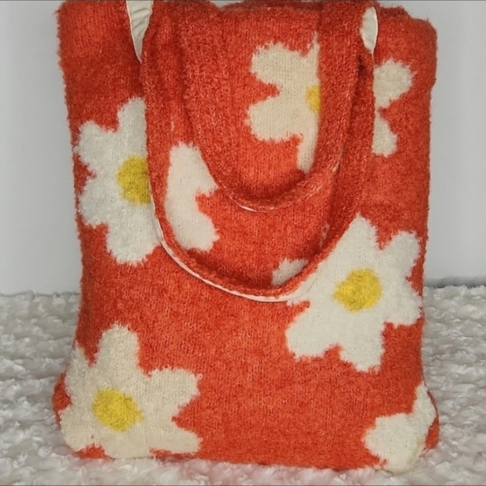 ❤️SOLD❤️ ✨HP X 5✨ FP FLOWER POWER CARRY ON SCARF SET - Picture 11 of 16